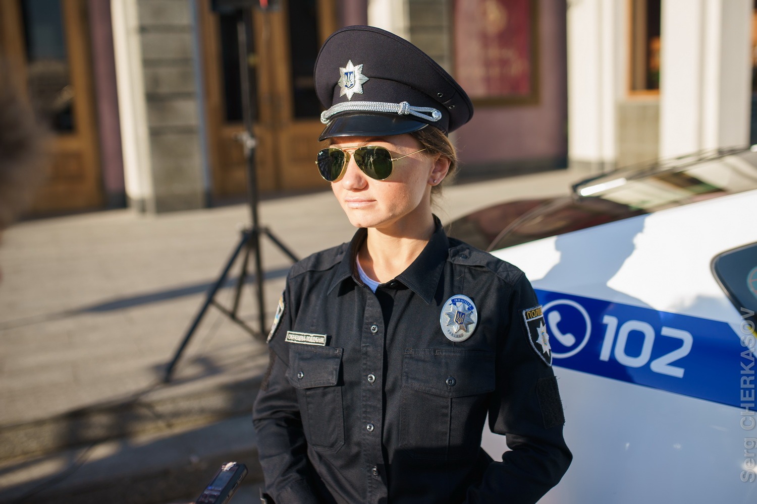 Самого крутого полицейского. Женщина полицейский. Zensini policeiskije. Американские женщины полицейские. Женщины полицейские в США.
